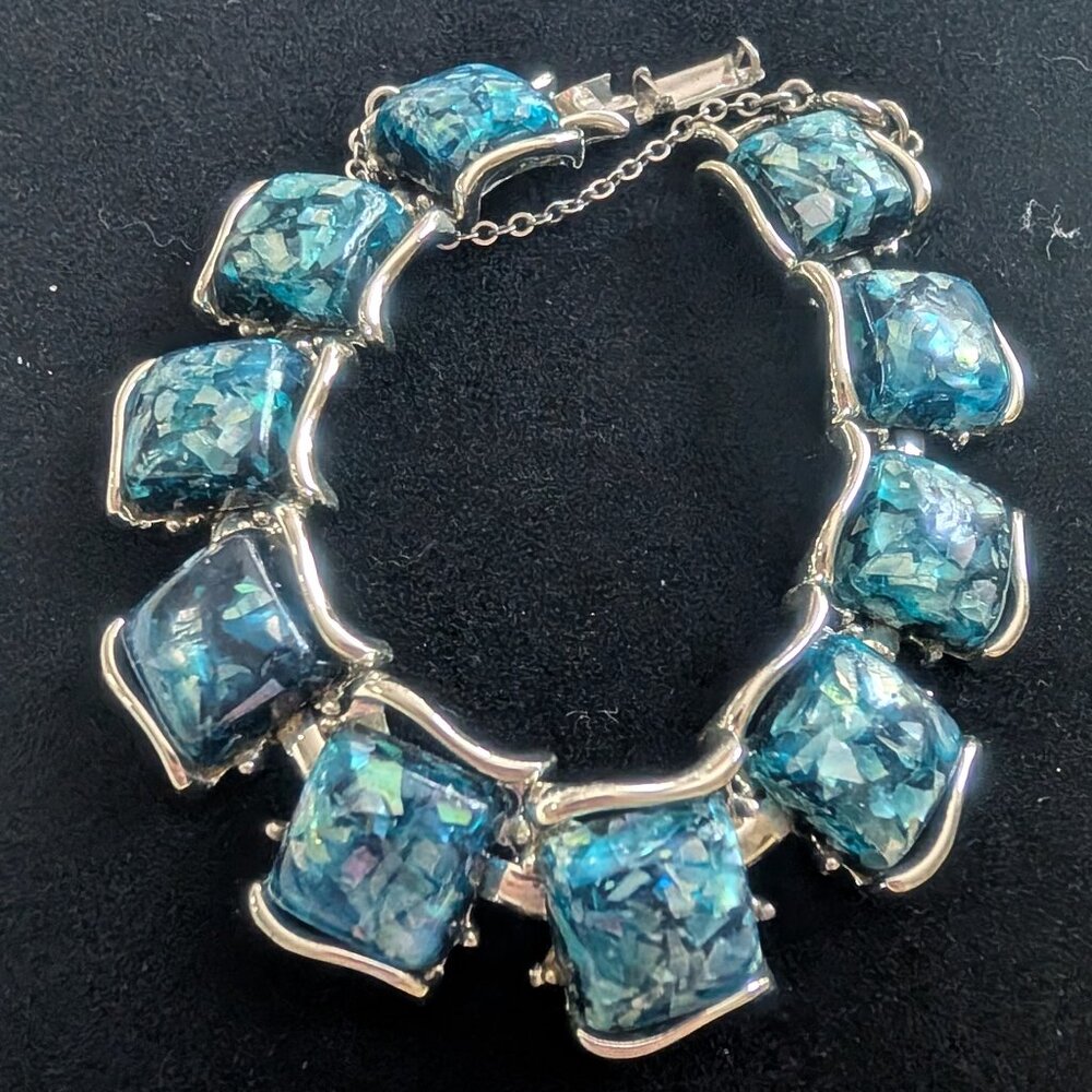 Vintage CORO Silvertone Blue Green Lucite Confetti bracelet